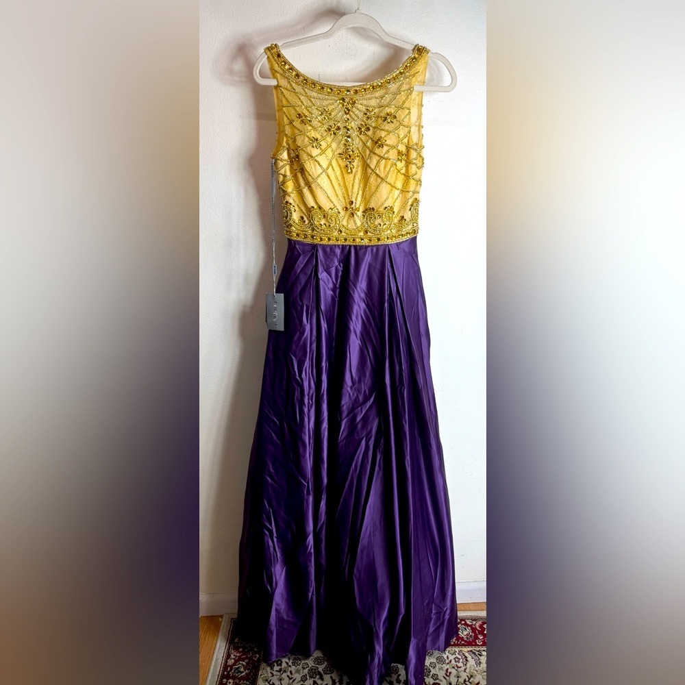 (T4) LUCCI LU sequin embroidered prom or special occasion dress, size 6